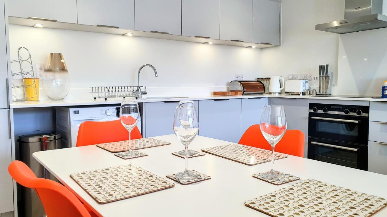 11 Putsborough - Luxury Apartment At Byron Woolacombe, Only 4 Minute Walk To Woolacombe Beach! Dış mekan fotoğraf